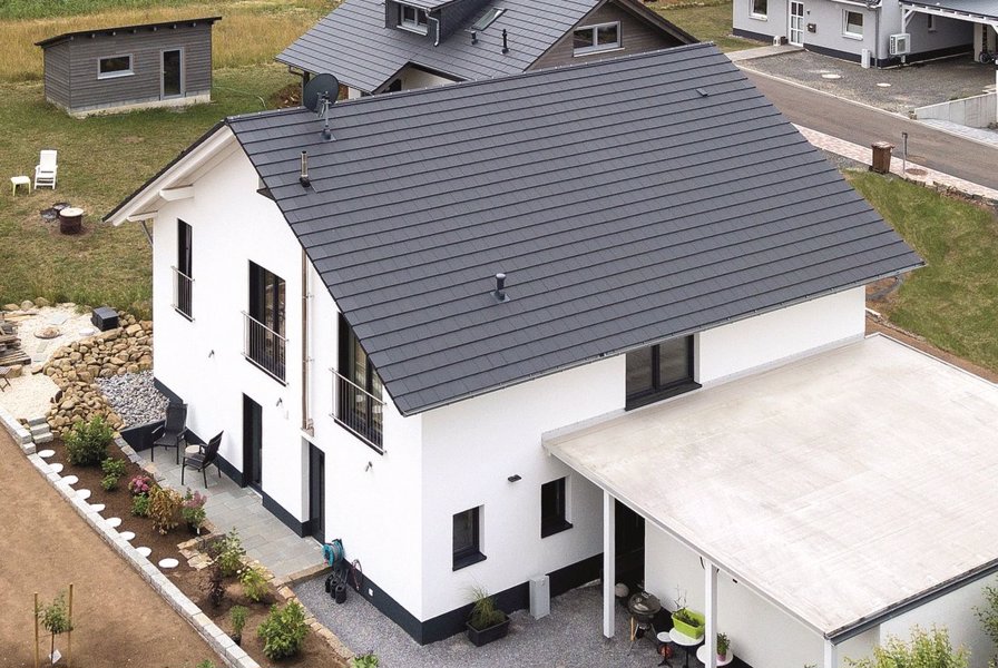 Dachówka cementowa KAPSTADT – synonim nowoczesnego minimalizmu 